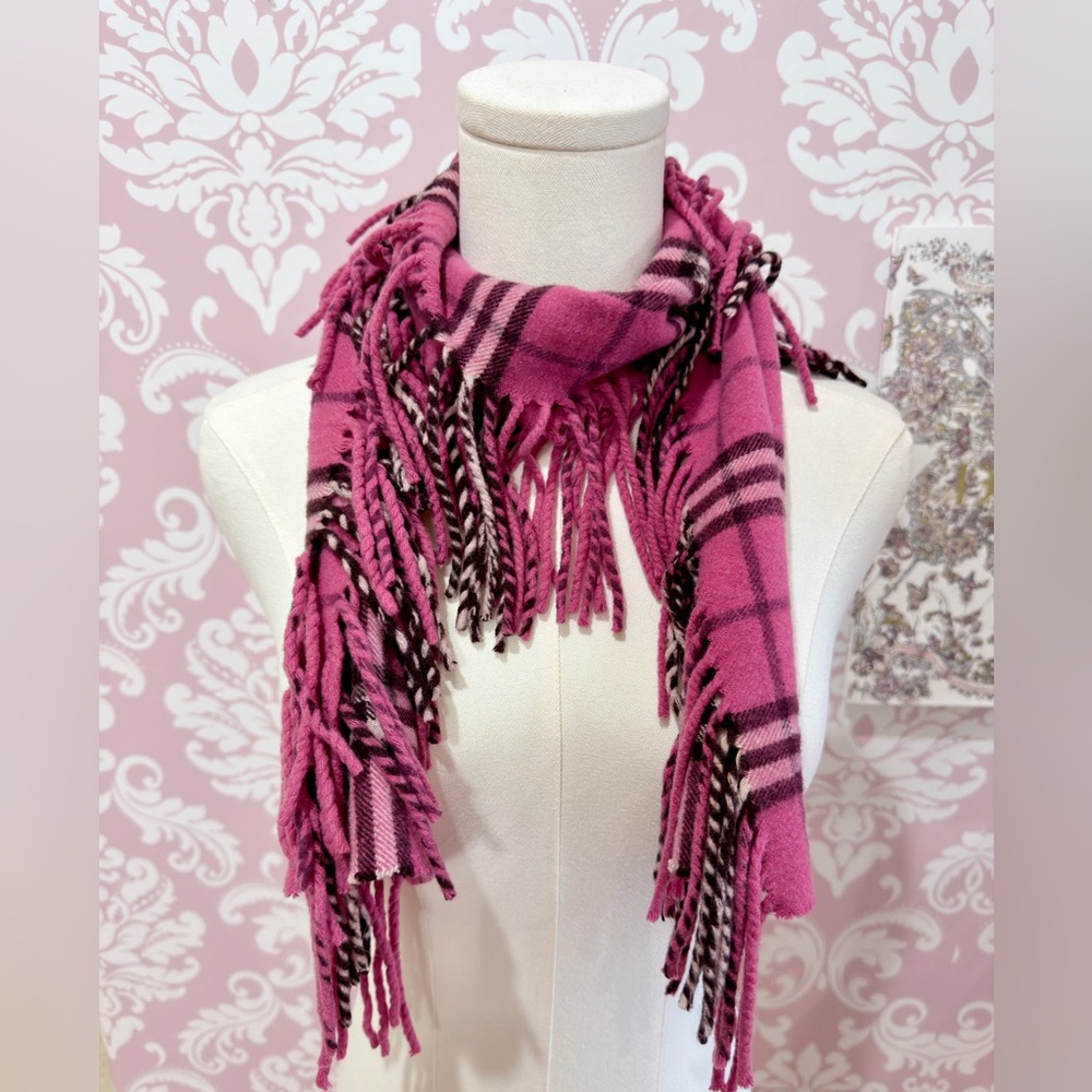 Burberry Pink Cashmere Nova Check Fringe Scarf - Picture 2 of 5